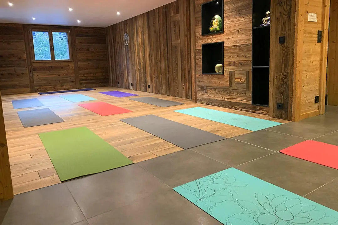 Salle de Yoga | Retraite Yoga anti-stress à Châtel